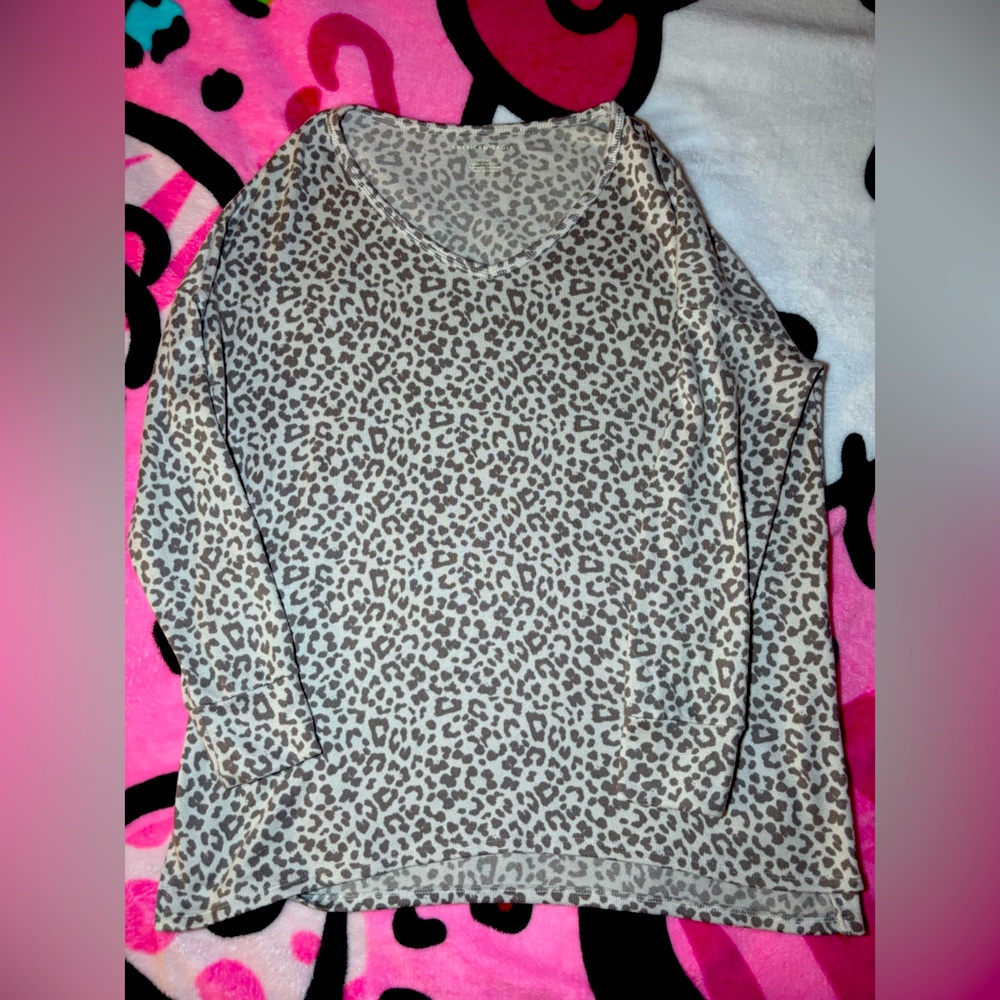 American Eagle Pullover